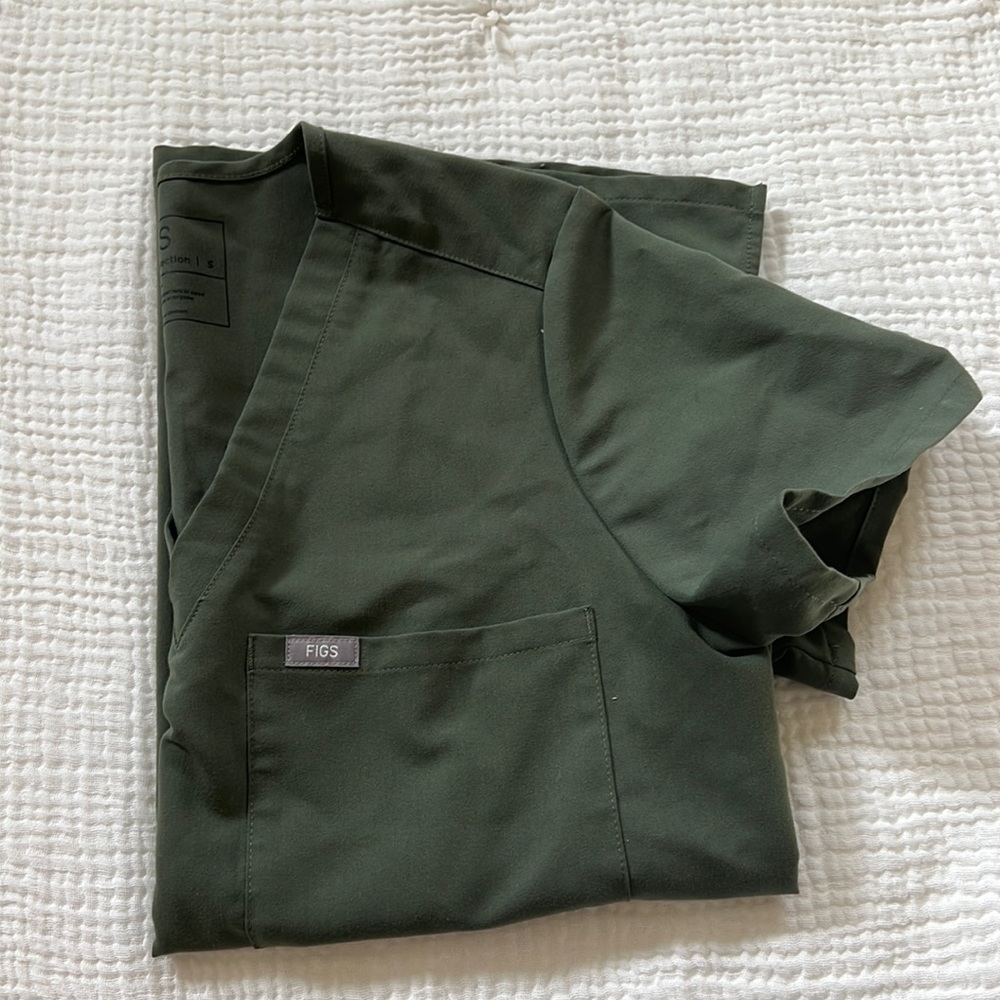 Figs small catarina top in Martini olive